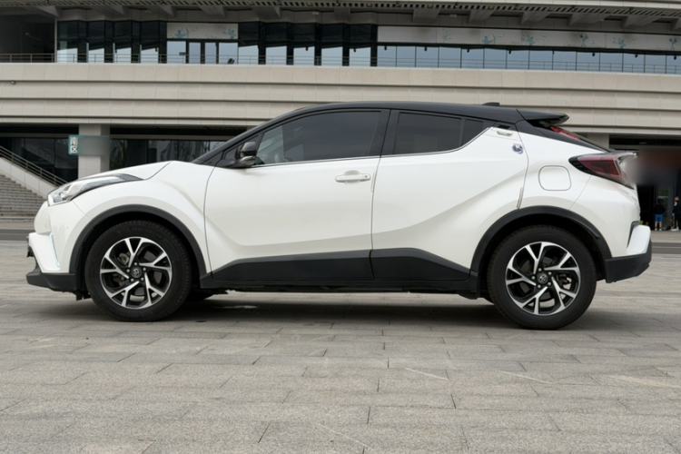 Used Toyota C-HR 2018 2.0L Flagship Version China V Standard Exterior 6