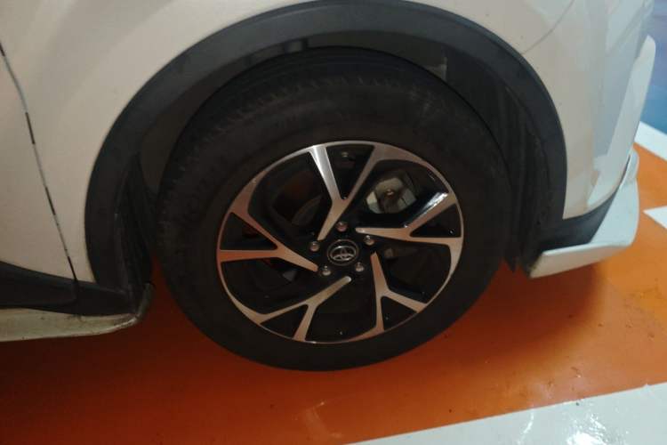 Used Toyota C-HR 2018 2.0L Leading Edition China VI Exterior 7