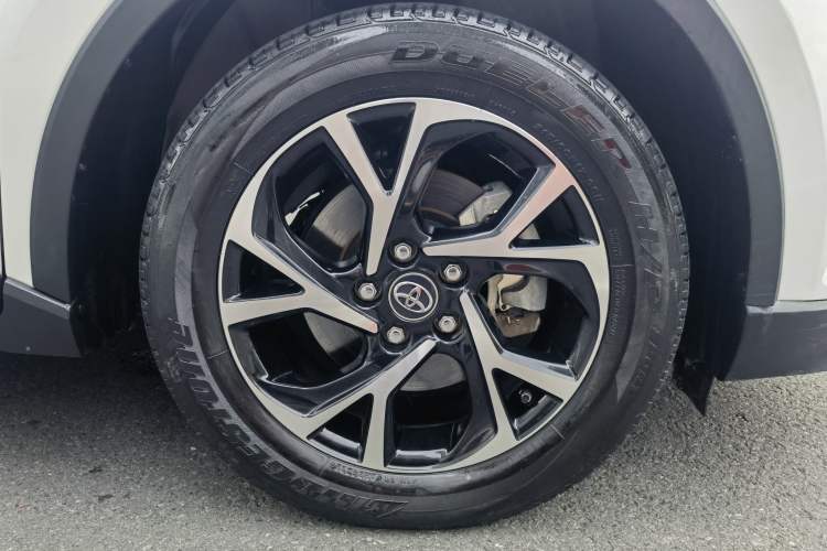 Used Toyota C-HR 2018 2.0L Leading Special Edition China V Standard Exterior 8