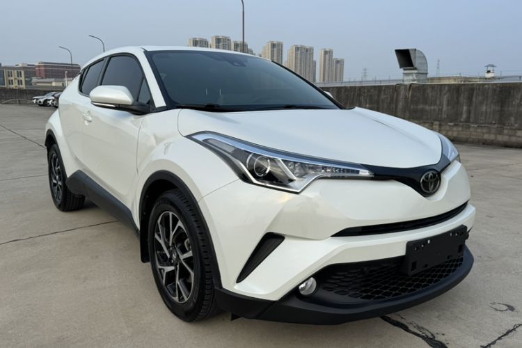 Used Toyota C-HR 2018 2.0L Leading with Sunroof China V Standard Exterior 8