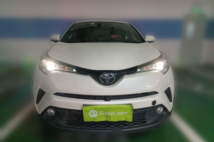 Used Toyota C-HR 2018 2.0L Leading Edition China VI Front