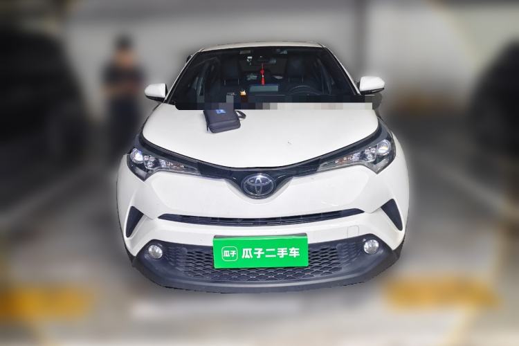 Used Toyota C-HR 2018 2.0L Leading with Sunroof China V Standard Front