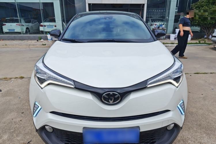 Used Toyota C-HR 2018 2.0L Flagship Version China V Standard Front