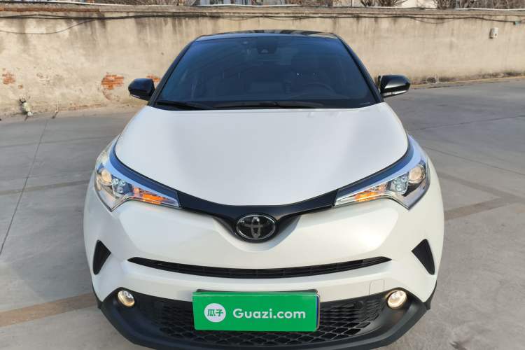 Used Toyota C-HR 2018 2.0L Leading Edition China V-standard Front