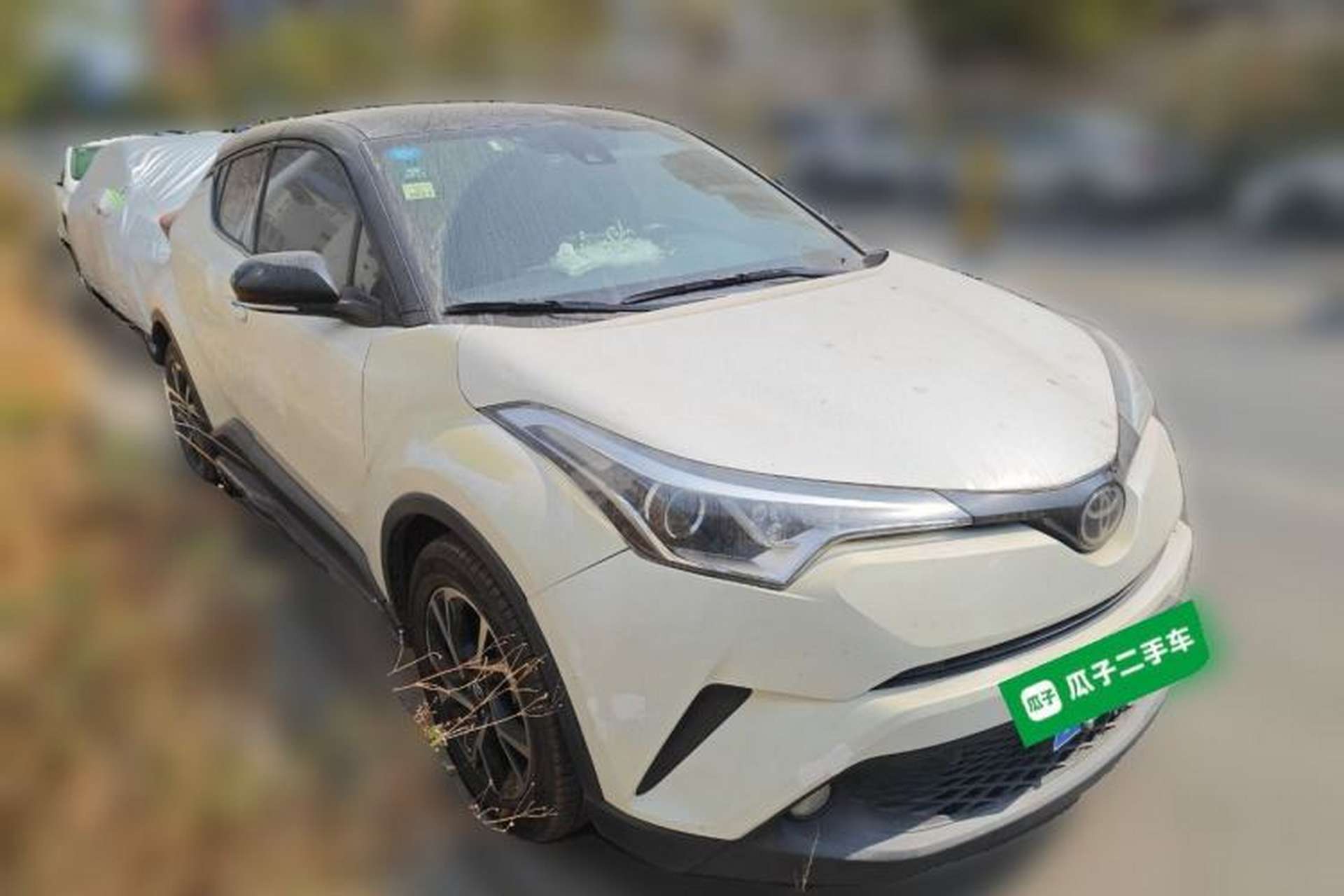 Used Toyota C-HR 2018 2.0L Leading Edition China VI Front Right 45 Deg