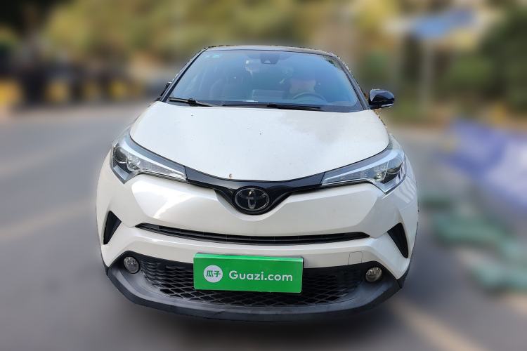 Used Toyota C-HR 2018 2.0L Leading with Sunroof China V Standard Front