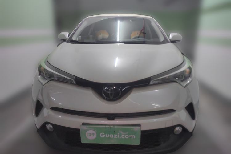 Used Toyota C-HR 2018 2.0L Leading Edition China VI Front