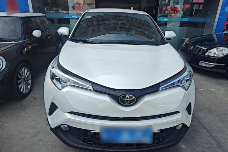 Used Toyota C-HR 2018 2.0L Leading Edition China V-standard Front