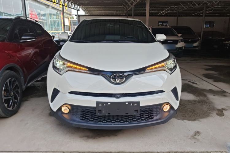 Used Toyota C-HR 2018 2.0L Luxury Edition China V Standard Front