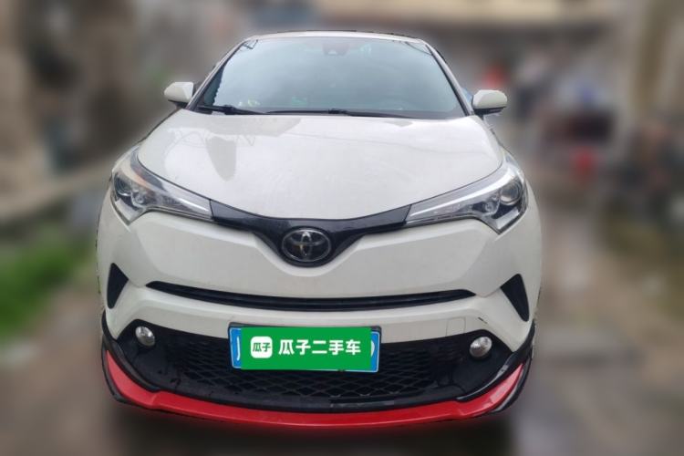 Used Toyota C-HR 2018 2.0L Leading Edition China VI Front