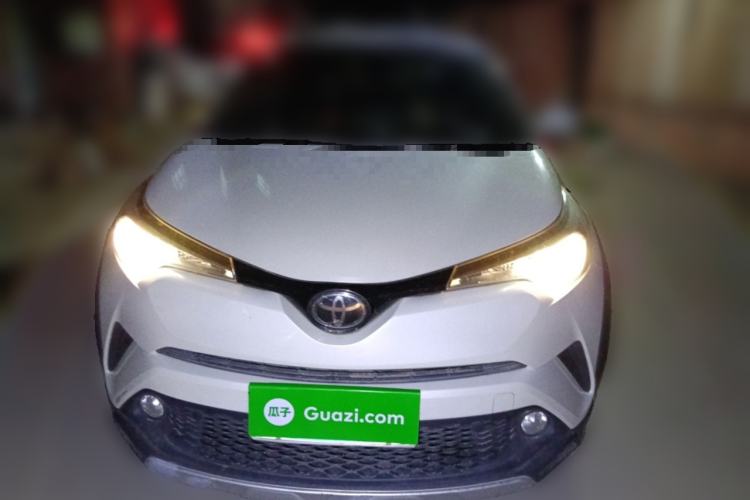 Used Toyota C-HR 2018 2.0L Coolway Leading Edition with Sunroof China VI Standard Front