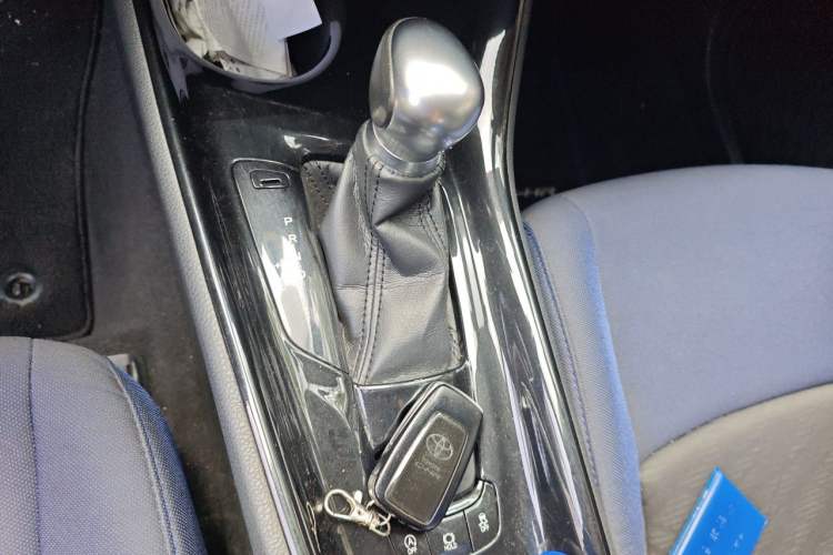 Used Toyota C-HR 2018 2.0L CoolRun Leading Edition China VI Gear Lever