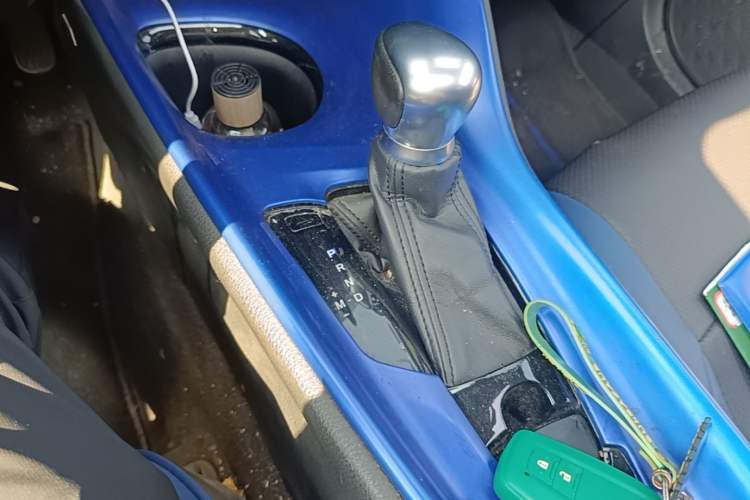 Used Toyota C-HR 2018 2.0L Leading with Sunroof China V Standard Gear Lever