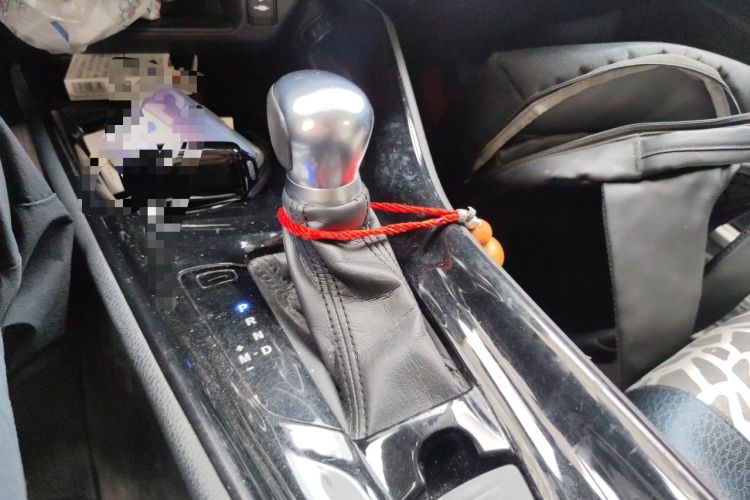 Used Toyota C-HR 2018 2.0L Leading with Sunroof China VI Standard Gear Lever