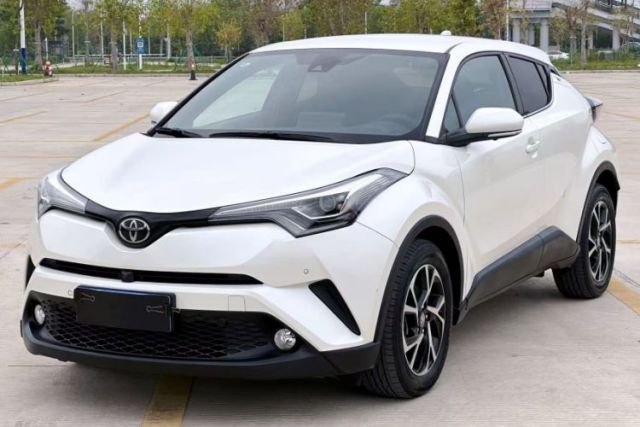 Used Toyota C-HR 2018 2.0L Luxury Edition China V Standard