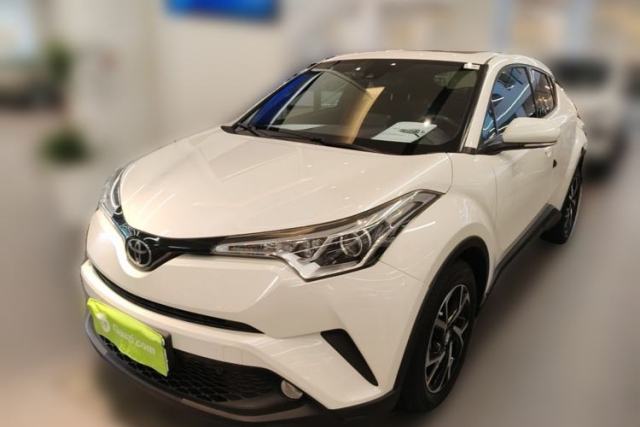 Used Toyota C-HR 2018 2.0L Leading with Sunroof China VI Standard