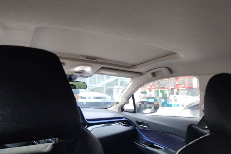 Used Toyota C-HR 2018 2.0L Leading with Sunroof China VI Standard Headliner