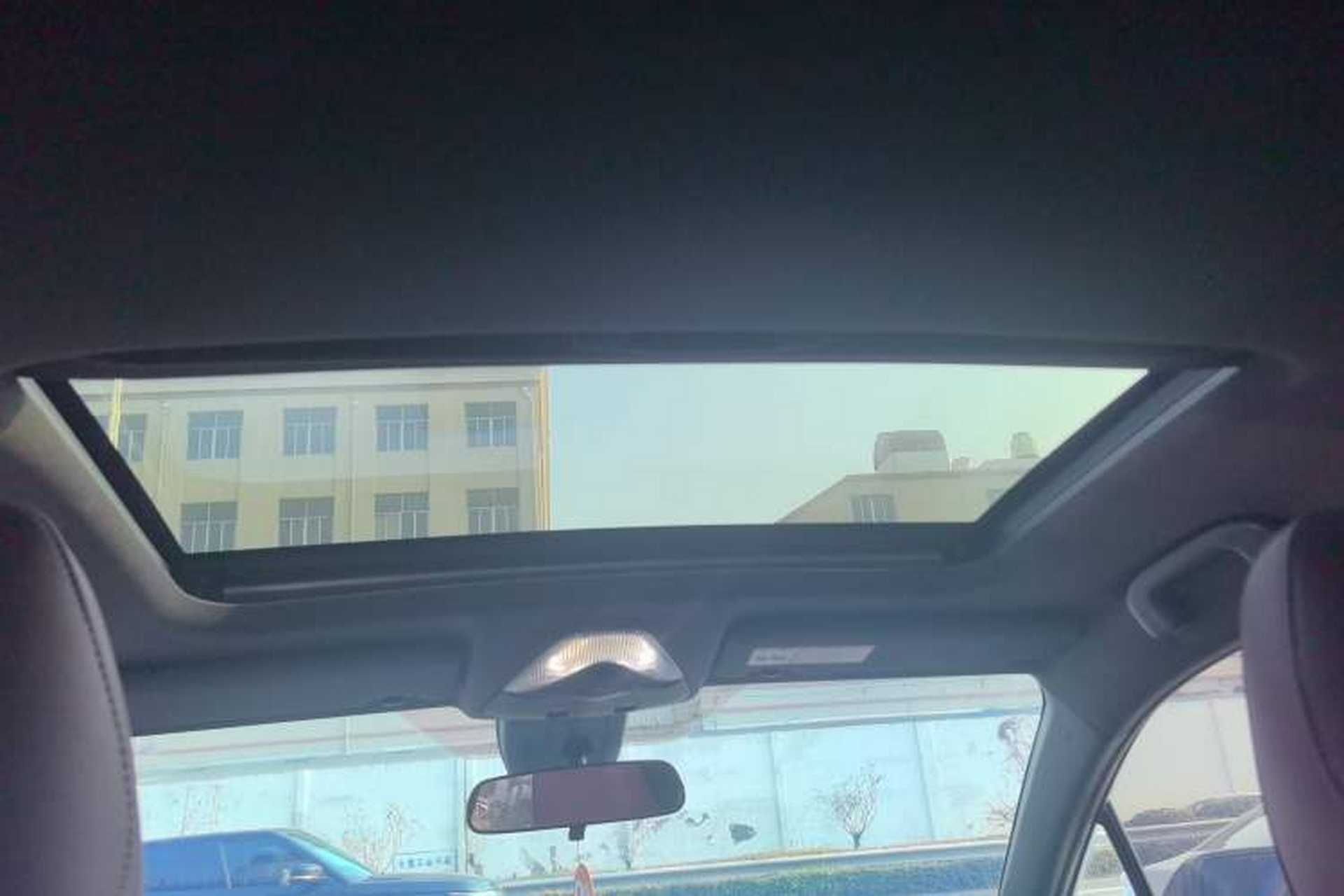 Used Toyota C-HR 2018 2.0L Leading with Sunroof China VI Standard Headliner