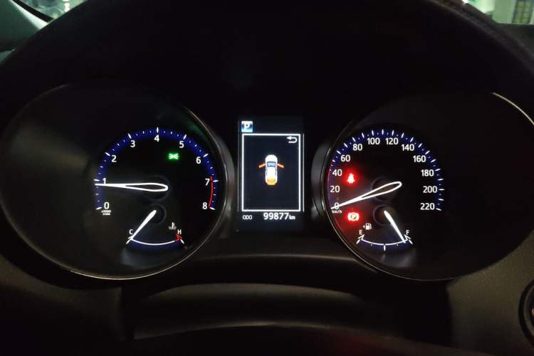 Used Toyota C-HR 2018 2.0L Leading with Sunroof China V Standard Instrument Cluster