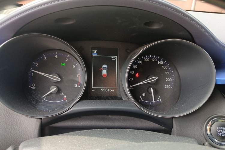 Used Toyota C-HR 2018 2.0L Leading with Sunroof China VI Standard Instrument Cluster