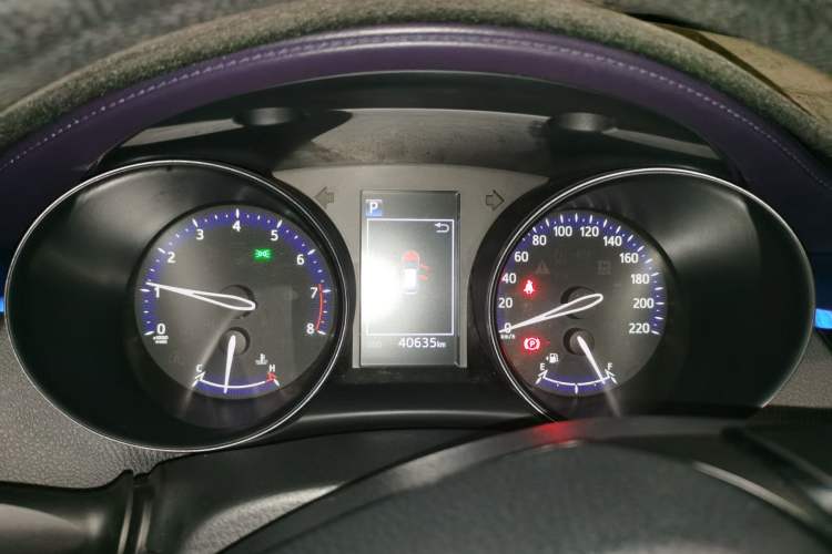 Used Toyota C-HR 2018 2.0L Leading with Sunroof China V Standard Instrument Cluster