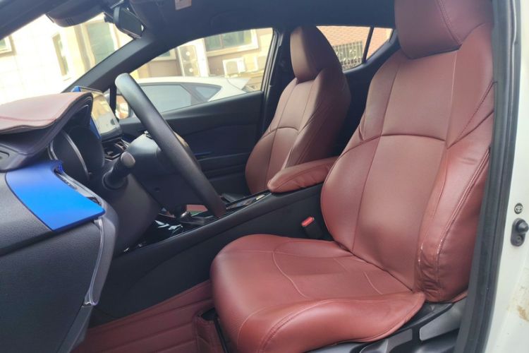 Used Toyota C-HR 2018 2.0L Leading Edition China V-standard Interior 2