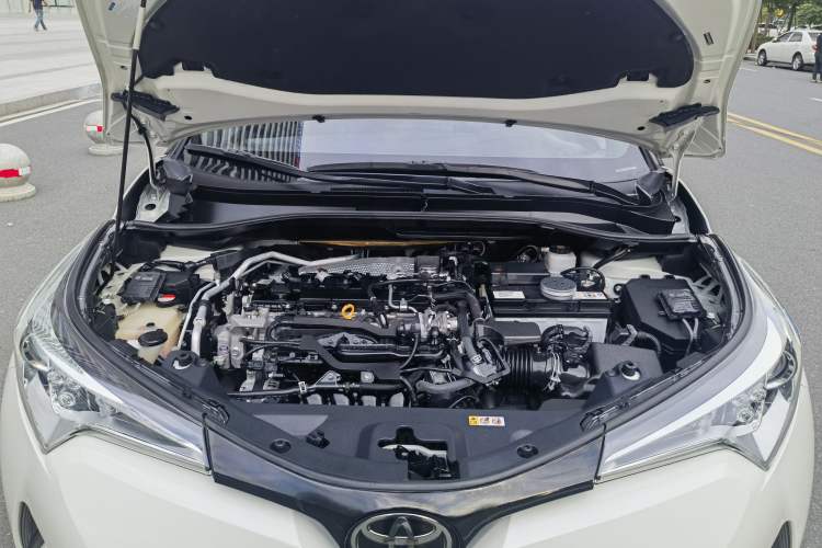 Used Toyota C-HR 2018 2.0L Leading Special Edition China V Standard Interior 7