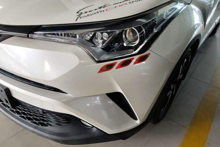Used Toyota C-HR 2018 2.0L Leading Edition China V-standard Left Front Headlight