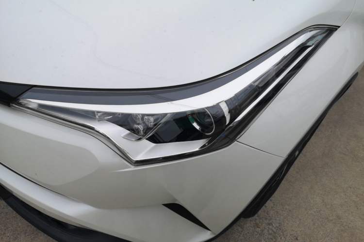 Used Toyota C-HR 2018 2.0L Leading Edition China V-standard Left Front Headlight