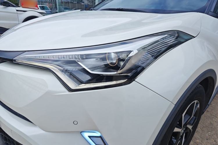 Used Toyota C-HR 2018 2.0L Flagship Version China V Standard Left Front Headlight