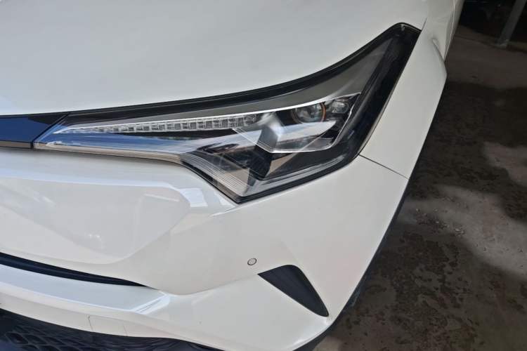 Used Toyota C-HR 2018 2.0L Luxury Edition China V Standard Left Front Headlight