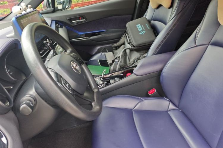 Used Toyota C-HR 2018 2.0L Leading Edition China V-standard Left Front Seat
