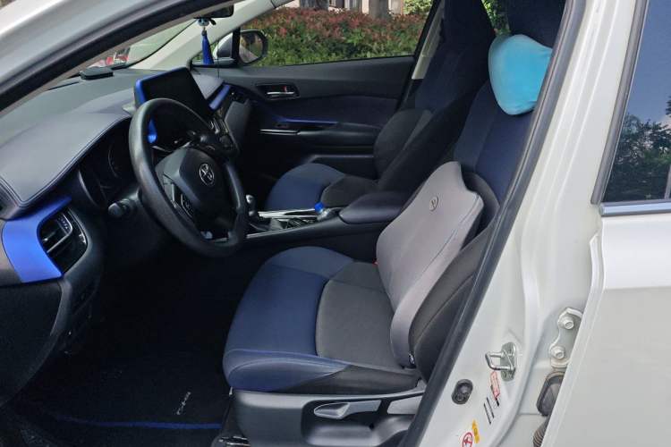 Used Toyota C-HR 2018 2.0L CoolRun Leading Edition China VI Left Front Seat