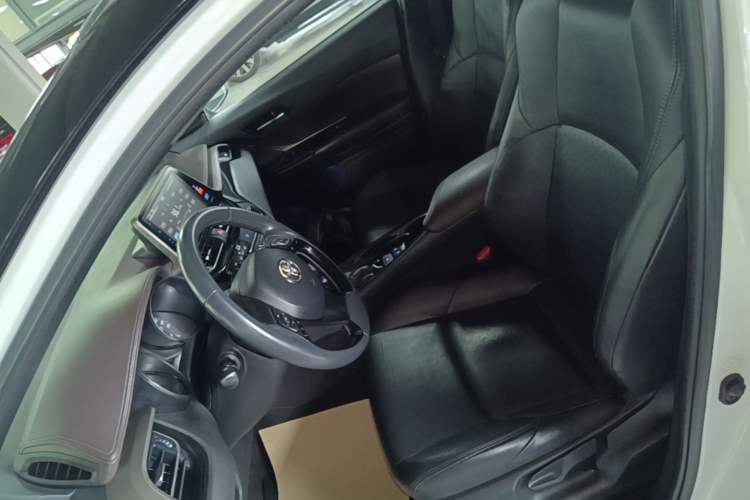 Used Toyota C-HR 2018 2.0L Flagship Version China V Standard Left Front Seat