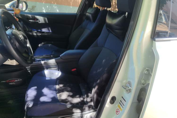 Used Toyota C-HR 2018 2.0L Leading Edition China V-standard Left Front Seat