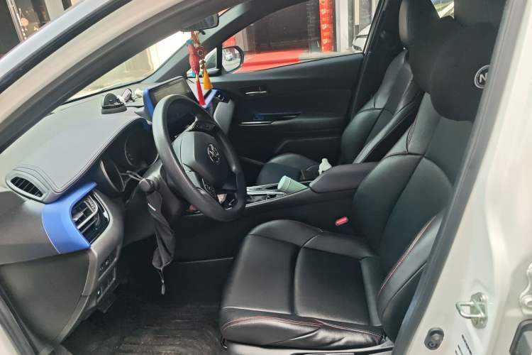 Used Toyota C-HR 2018 2.0L Leading Edition China VI Left Front Seat