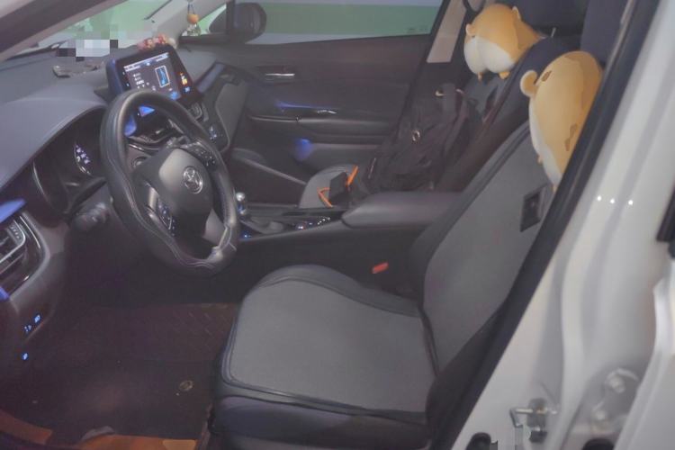 Used Toyota C-HR 2018 2.0L Leading Edition China VI Left Front Seat