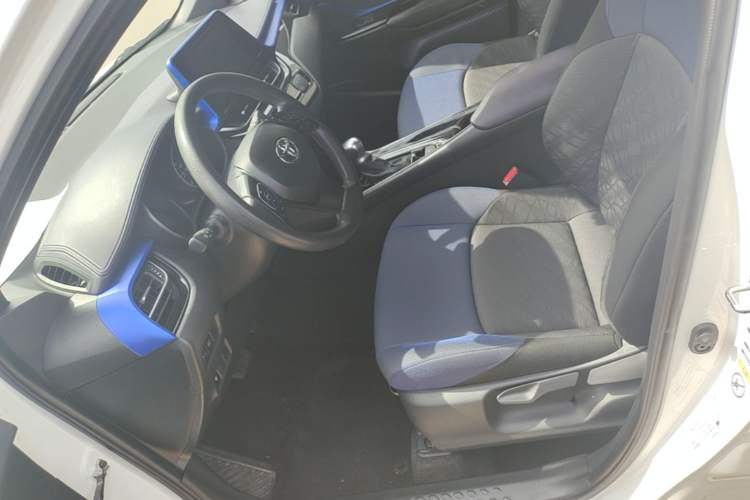 Used Toyota C-HR 2018 2.0L Leading Edition China V-standard Left Front Seat