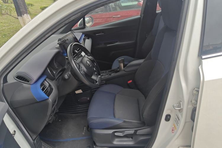 Used Toyota C-HR 2018 2.0L Luxury Edition China V Standard Left Front Seat