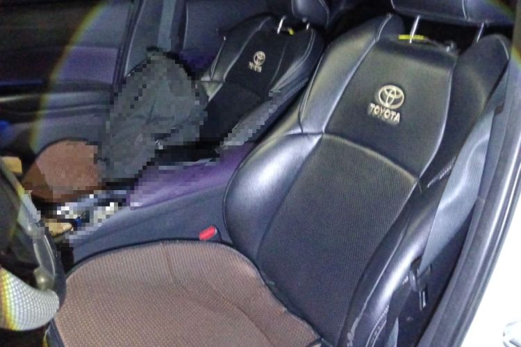 Used Toyota C-HR 2018 2.0L Coolway Leading Edition with Sunroof China VI Standard Left Front Seat