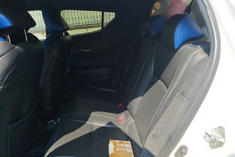 Used Toyota C-HR 2018 2.0L Leading Edition China VI Left Rear Seat