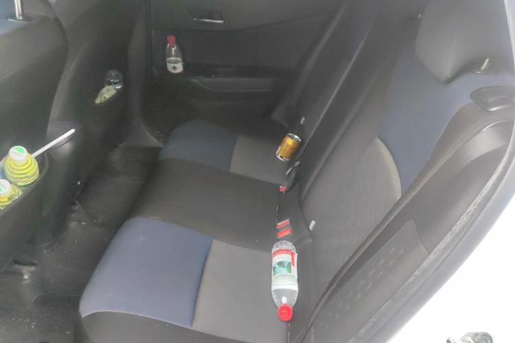 Used Toyota C-HR 2018 2.0L Leading Edition China VI Left Rear Seat