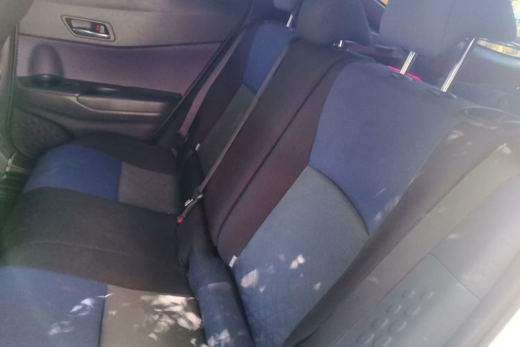 Used Toyota C-HR 2018 2.0L Leading Edition China V-standard Left Rear Seat