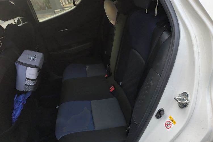 Used Toyota C-HR 2018 2.0L Leading with Sunroof China V Standard Left Rear Seat