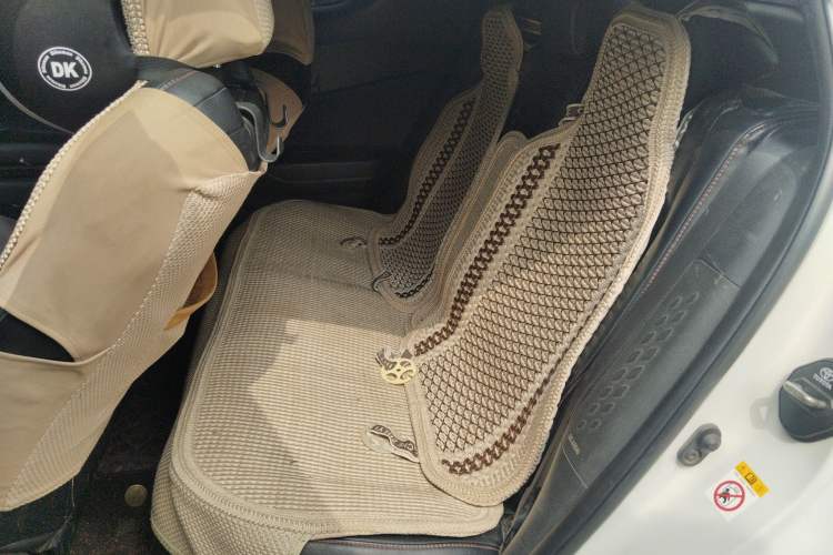 Used Toyota C-HR 2018 2.0L Leading Edition China VI Left Rear Seat