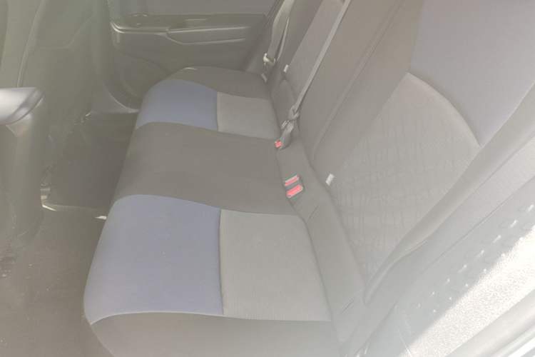 Used Toyota C-HR 2018 2.0L Leading Edition China V-standard Left Rear Seat