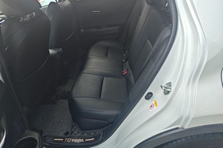 Used Toyota C-HR 2018 2.0L Leading Edition China V-standard Left Rear Seat