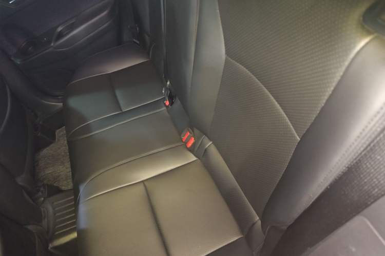 Used Toyota C-HR 2018 2.0L Leading Edition China V-standard Left Rear Seat