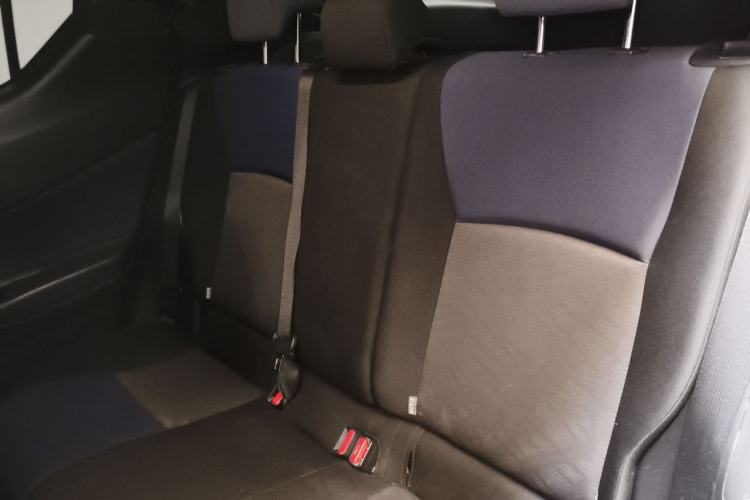 Used Toyota C-HR 2018 2.0L Luxury Sunroof Version China VI Standard Left Rear Seat