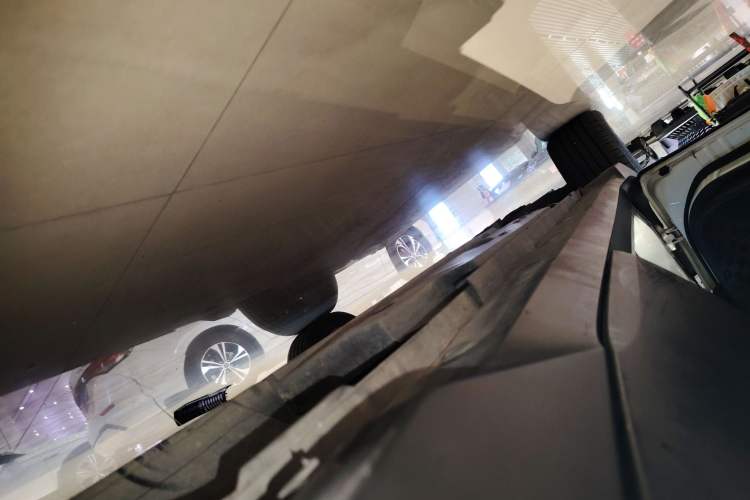 Used Toyota C-HR 2018 2.0L Leading with Sunroof China VI Standard Left Side Sill